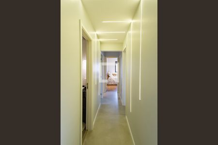 Apartamento à venda com 123m², 3 quartos e 2 vagasCorredor 