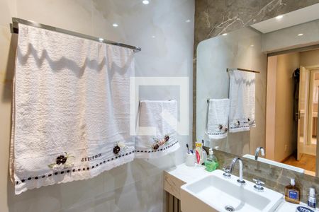 Apartamento à venda com 123m², 3 quartos e 2 vagasBanheiro da Suíte