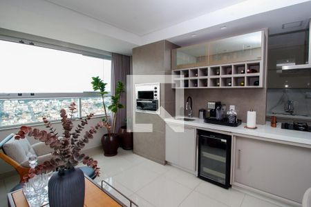 Sala de apartamento à venda com 2 quartos, 87m² em Sagrada Família, Belo Horizonte