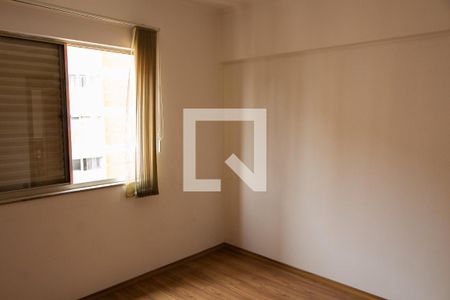 Quarto  de apartamento à venda com 1 quarto, 60m² em Centro, Campinas