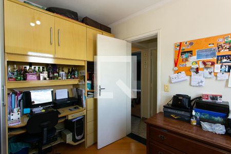 Apartamento à venda com 77m², 3 quartos e 2 vagasQuarto 2