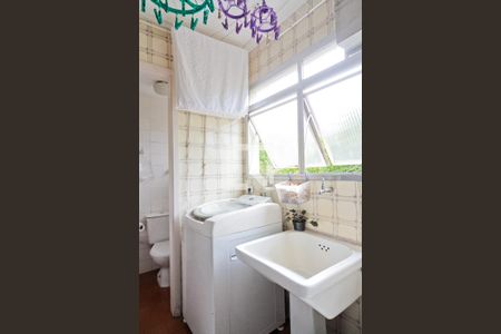 Apartamento à venda com 60m², 2 quartos e 1 vagaÁrea de Serviço