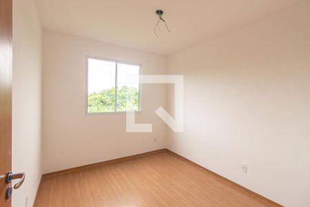 Quarto 2 de apartamento para alugar com 2 quartos, 45m² em Guaratiba, Rio de Janeiro