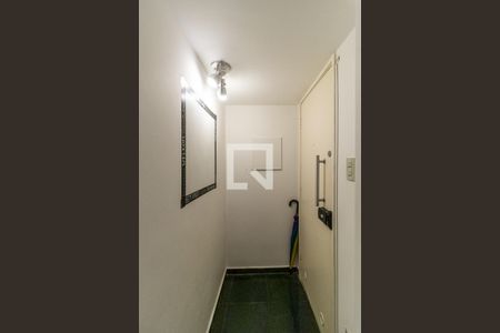 Sala - Entrada de kitnet/studio para alugar com 1 quarto, 30m² em Higienópolis, São Paulo