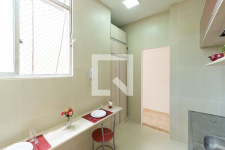 Apartamento à venda com 90m², 2 quartos e 1 vagaCozinha