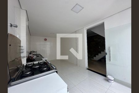 Casa à venda com 290m², 4 quartos e 2 vagasCozinha 2