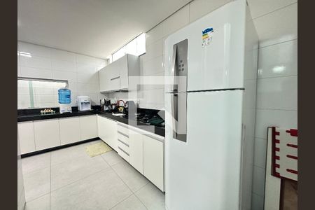 Casa à venda com 290m², 4 quartos e 2 vagasCozinha