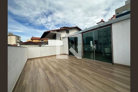 Casa à venda com 290m², 4 quartos e 2 vagasVaranda