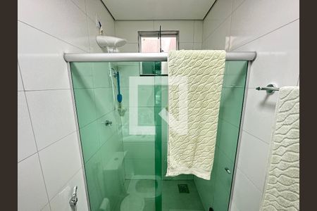 Casa à venda com 290m², 4 quartos e 2 vagasBanheiro