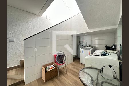 Casa à venda com 290m², 4 quartos e 2 vagasÁrea de Serviço