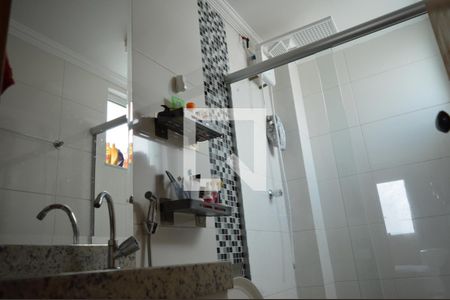 Banheiro da Suíte de apartamento para alugar com 3 quartos, 125m² em Cabral, Contagem