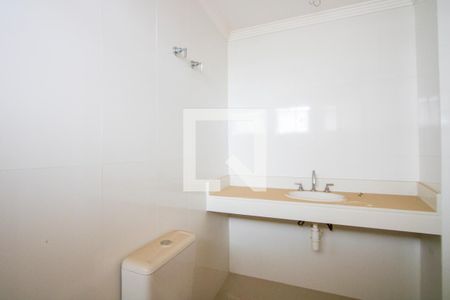 Apartamento à venda com 256m², 5 quartos e 6 vagasBanheiro do quarto 2