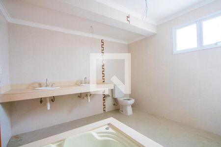 Apartamento à venda com 256m², 5 quartos e 6 vagasBanheiro do quarto 1