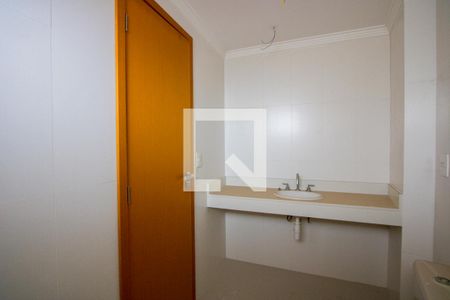 Apartamento à venda com 256m², 5 quartos e 6 vagasBanheiro do quarto 4