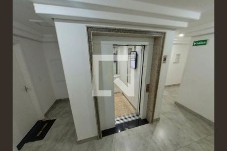Apartamento à venda com 57m², 2 quartos e 1 vagaÁrea comum 