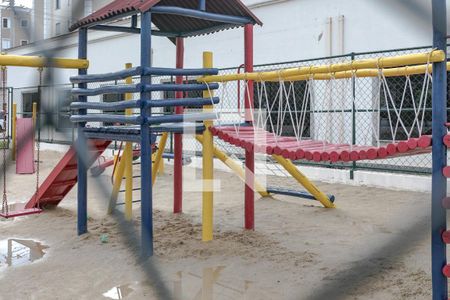 Apartamento para alugar com 48m², 2 quartos e 1 vaga Apartamento para alugar com 48m², 2 quartos e 1 vagaÁrea Comum - Playground