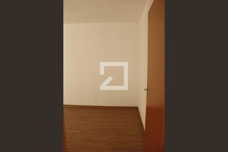 Sala de apartamento para alugar com 2 quartos, 45m² em São Goncalo, Contagem