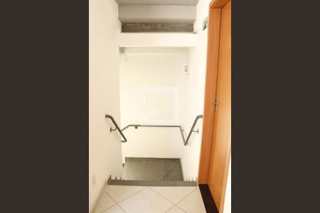 Apartamento para alugar com 45m², 2 quartos e 1 vagaEscada