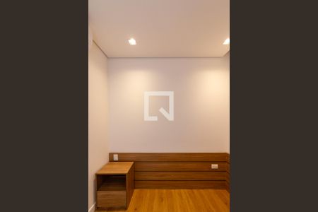 Suíte 2 de apartamento para alugar com 2 quartos, 68m² em Indianópolis, São Paulo