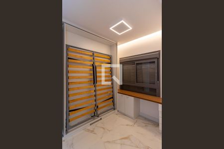 Apartamento para alugar com 68m², 2 quartos e 1 vaga Apartamento para alugar com 68m², 2 quartos e 1 vagaEscritório/Quarto