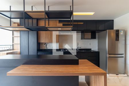 Sala e Cozinha de apartamento para alugar com 2 quartos, 68m² em Indianópolis, São Paulo