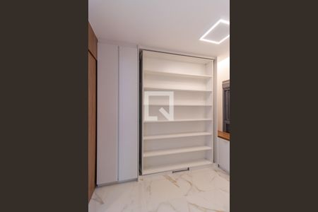 Apartamento para alugar com 68m², 2 quartos e 1 vaga Apartamento para alugar com 68m², 2 quartos e 1 vagaEscritório/Quarto