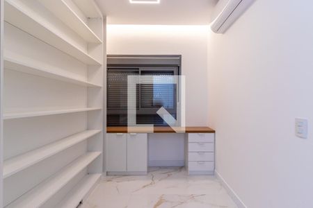 Escritório/Quarto de apartamento para alugar com 2 quartos, 68m² em Indianópolis, São Paulo