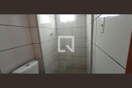 Banheiro do Quarto 1 de apartamento para alugar com 2 quartos, 60m² em Vila Nossa Senhora das Vitorias, Mauá