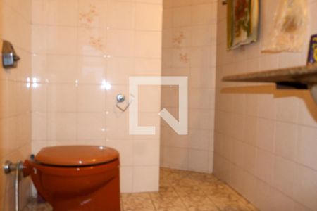 Casa à venda com 350m², 3 quartos e 2 vagasBanheiro da Suíte