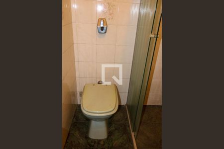 Casa à venda com 350m², 3 quartos e 2 vagasBanheiro