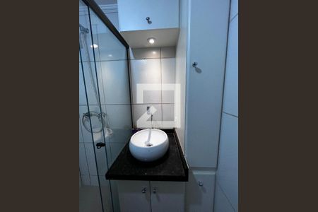 Apartamento à venda com 77m², 2 quartos e 1 vagaBanheiro