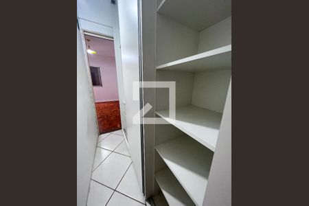Apartamento à venda com 77m², 2 quartos e 1 vagaQuarto 2