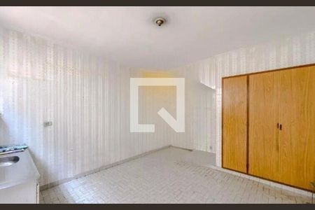 Casa à venda com 2 quartos, 130m² em Vila Prudente, São Paulo