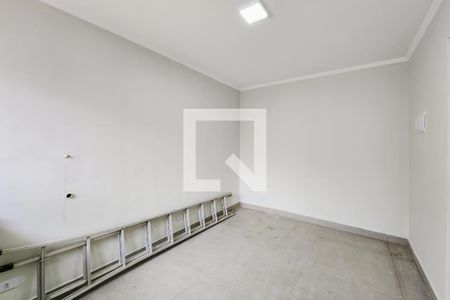 Casa à venda com 220m², 3 quartos e 3 vagasÁrea de Serviço