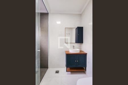 Casa à venda com 220m², 3 quartos e 3 vagasBanheiro da Suíte