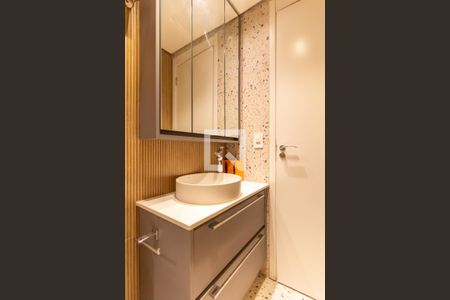 Apartamento à venda com 67m², 2 quartos e 1 vagaBanheiro da Suíte