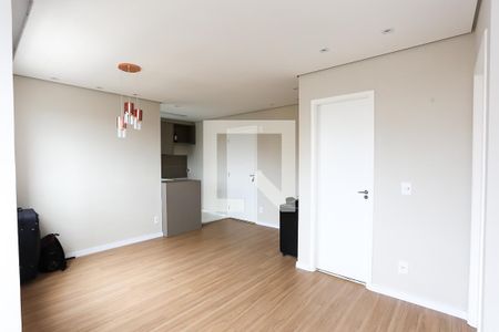 Sala de apartamento para alugar com 2 quartos, 42m² em Parque Arariba, São Paulo