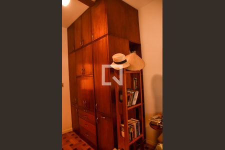 Apartamento à venda com 168m², 4 quartos e 1 vagaEscritório