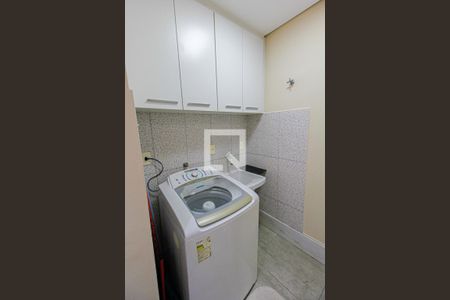 Apartamento à venda com 90m², 2 quartos e 1 vagaÁrea de Serviço