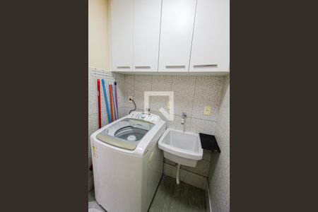 Apartamento à venda com 90m², 2 quartos e 1 vagaÁrea de Serviço