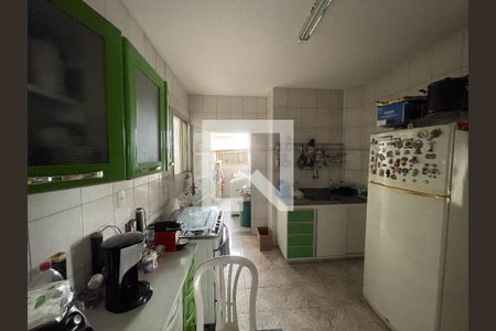 Cozinha de apartamento à venda com 3 quartos, 105m² em Eldorado, Contagem