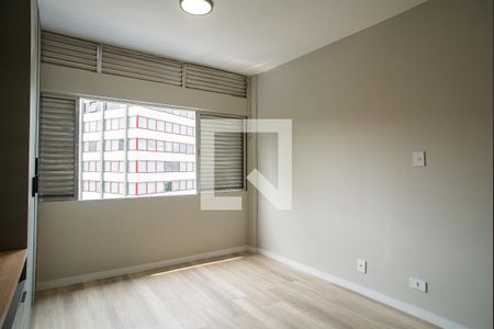 Sala/Quarto de kitnet/studio para alugar com 1 quarto, 33m² em Consolação, São Paulo