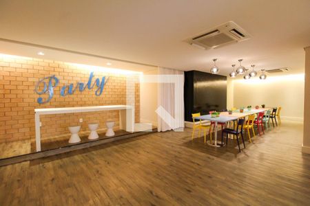 Apartamento para alugar com 110m², 2 quartos e 2 vagasÁrea comum 