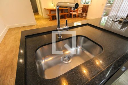 Apartamento para alugar com 110m², 2 quartos e 2 vagasCozinha