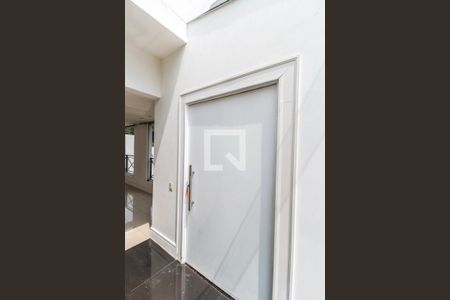 Hall de entrada de casa de condomínio para alugar com 4 quartos, 400m² em Nova Higienópolis, Barueri