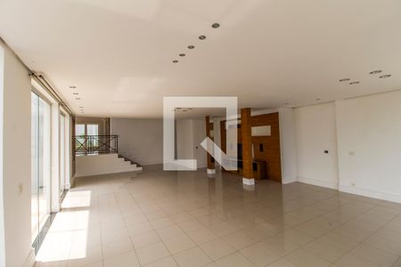 Sala de casa de condomínio para alugar com 4 quartos, 400m² em Nova Higienópolis, Barueri