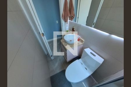 Apartamento à venda com 56m², 2 quartos e sem vagaBanheiro