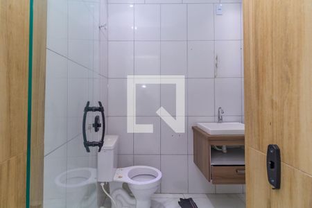 Casa à venda com 222m², 2 quartos e 2 vagasBanheiro 