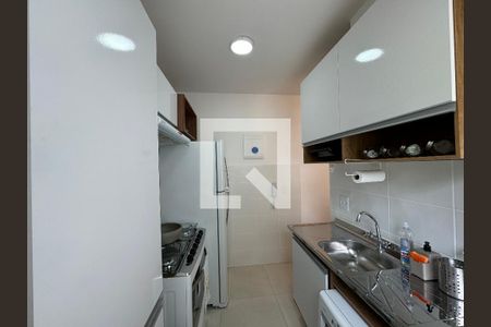 Apartamento para alugar com 48m², 2 quartos e 1 vaga Apartamento para alugar com 48m², 2 quartos e 1 vagaCozinha e Área de Serviço