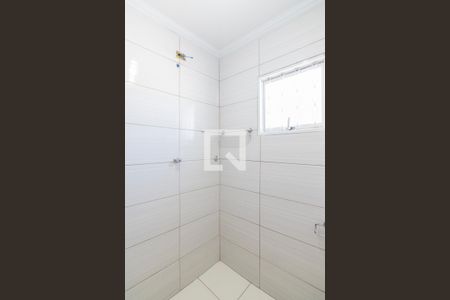 Banheiro de casa para alugar com 1 quarto, 55m² em Vila Valparaíso, Santo André